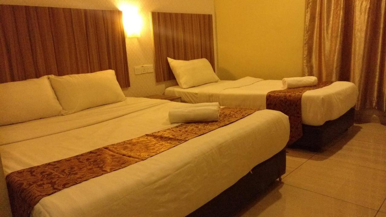 101 Lake View Hotel Puchong Exterior photo